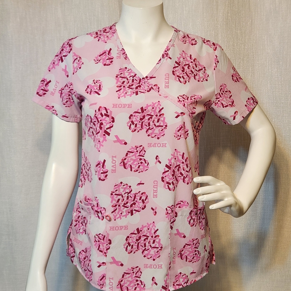 GT Performance Pink Hearts Ribbons Awareness Support Scrub Top Lightweight Small